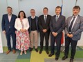 Zástupci české delegace s velvyslankyní Editou Hrdou